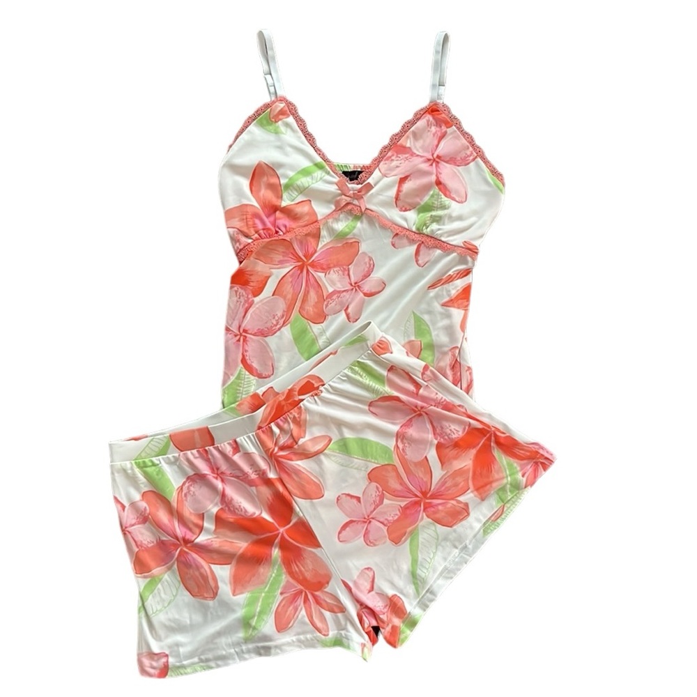 Nanette Lepore
Women 2 Piece Floral Print Sleepwear Top And Shorts Set